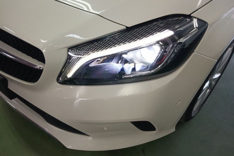 奔驰A级(进口) 2018款 A 200 动感型局部细节36