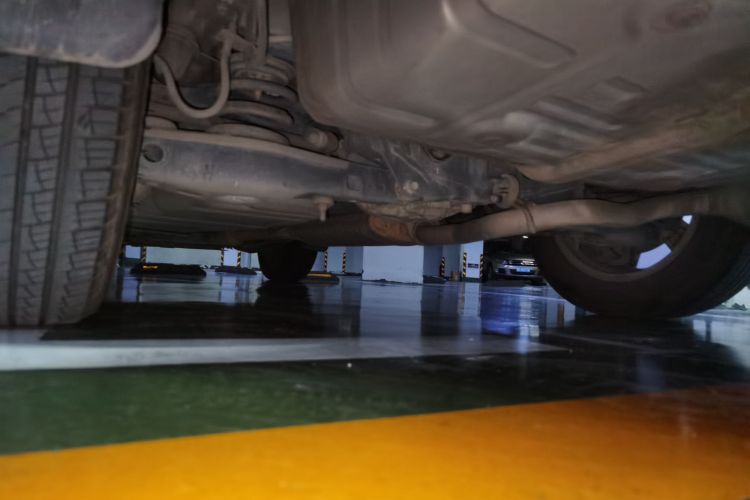 丰田 RAV4荣放 2012款 炫装版 2.4L 手动四驱豪华局部细节9003