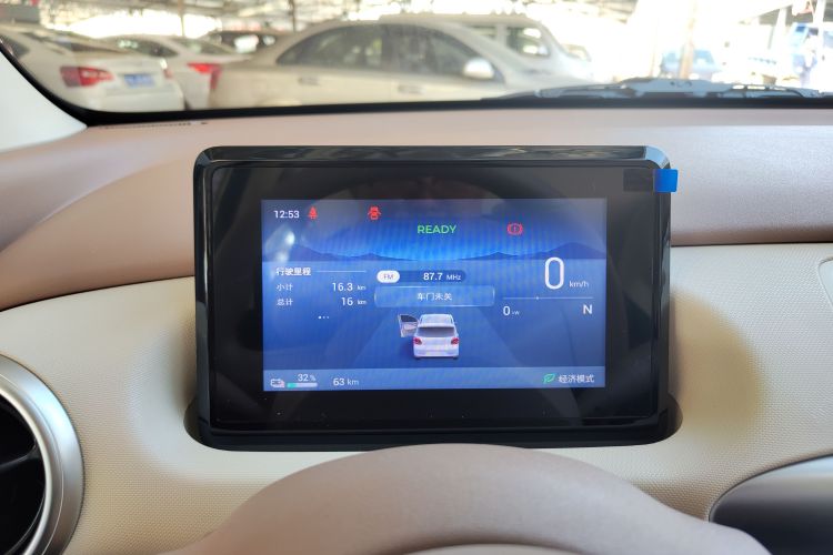 五菱汽车 宏光MINIEV 2025款 四门版 进阶款中控内饰14