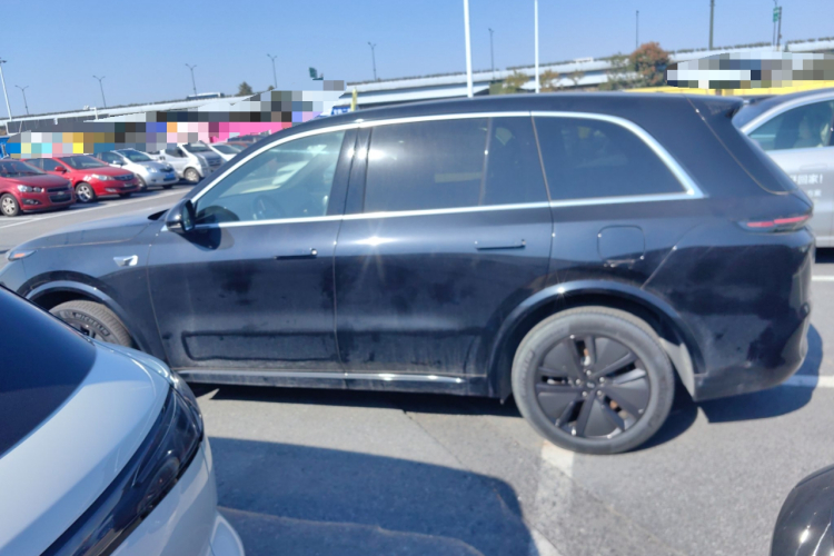 理想汽车 理想L8 2024款 Max车身外观4