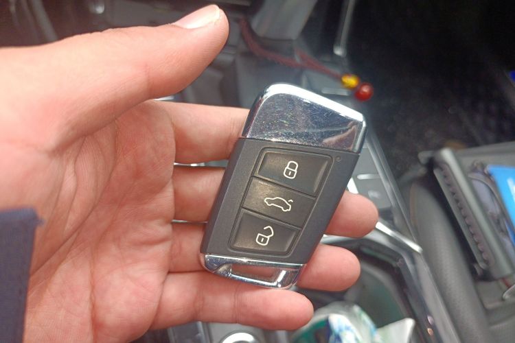 大众 帕萨特新能源 2020款 430PHEV 混动豪华版 国VI中控内饰7001