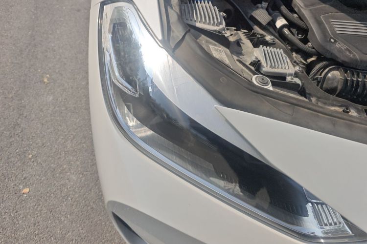 宝马X2 2021款 sDrive25i 领先型M越野套装车身外观8