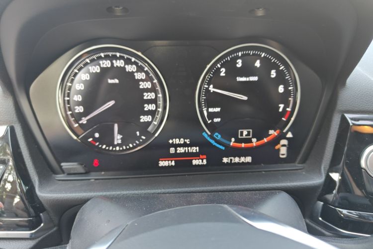 宝马1系 2023款 120i M运动版局部细节14