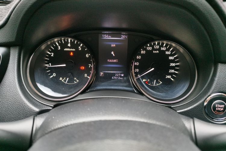 日产 奇骏 2017款 2.0L CVT舒适版 2WD中控内饰15