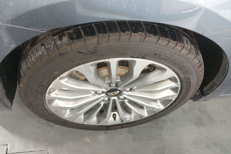 吉利汽车 博瑞 2015款 1.8T 尊贵型车身外观6007