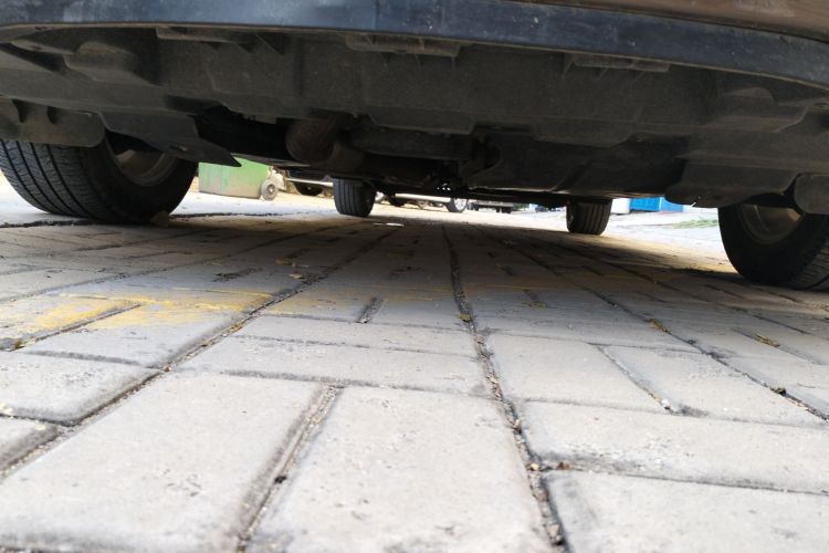 别克GL8 2018款 28T 尊贵型 国VI局部细节9008