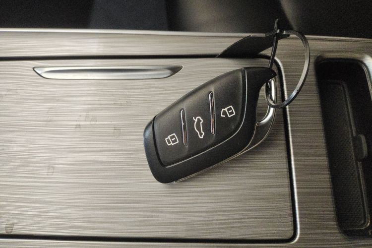 荣威RX5 2022款 330TGI 自动国潮版中控内饰11