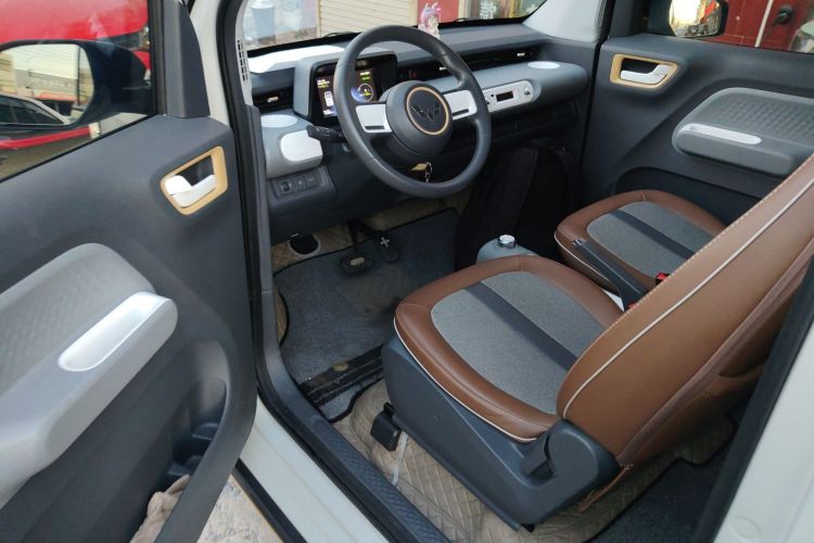 五菱汽车 宏光MINIEV 2022款 GAMEBOY 200km 玩乐款 磷酸铁锂中控内饰20