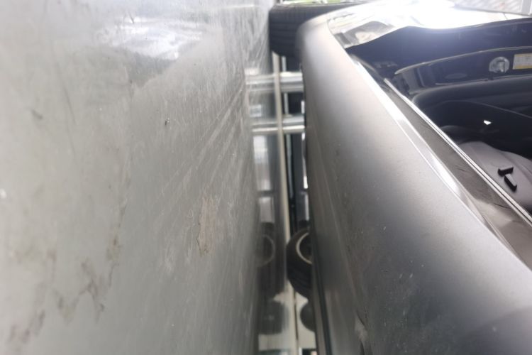 特斯拉 Model Y 2022款 改款 后轮驱动版局部细节9001