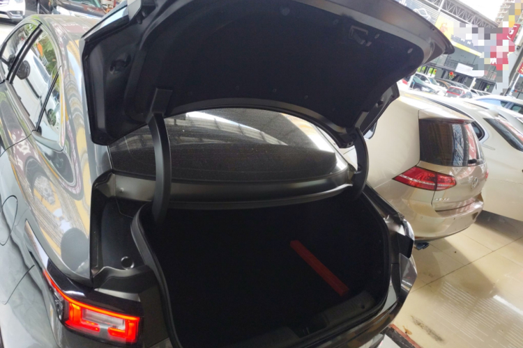 长安 逸达 2023款 蓝鲸NE 1.5T GDI DCT旗舰型局部细节23