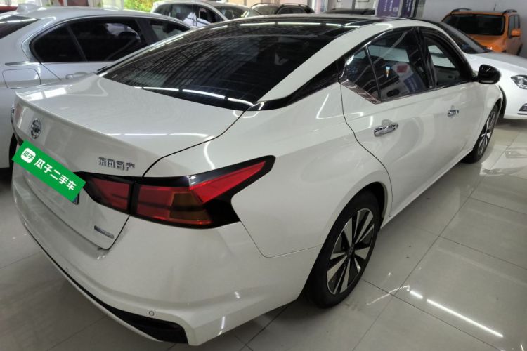 日产 天籁 2021款 2.0L XL 舒适版车身外观7