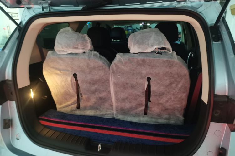 睿蓝汽车 枫叶80v PRO 2022款 舒享型 标准续航版局部细节23