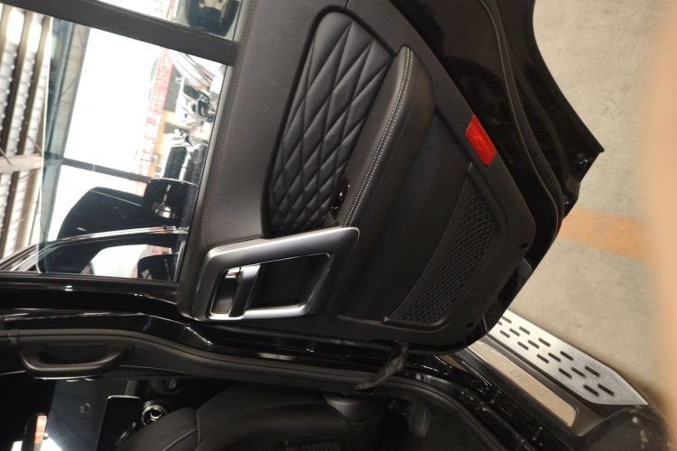 北京BJ40 2019款 PLUS 2.3T 自动四驱尊享版 国VI中控内饰45