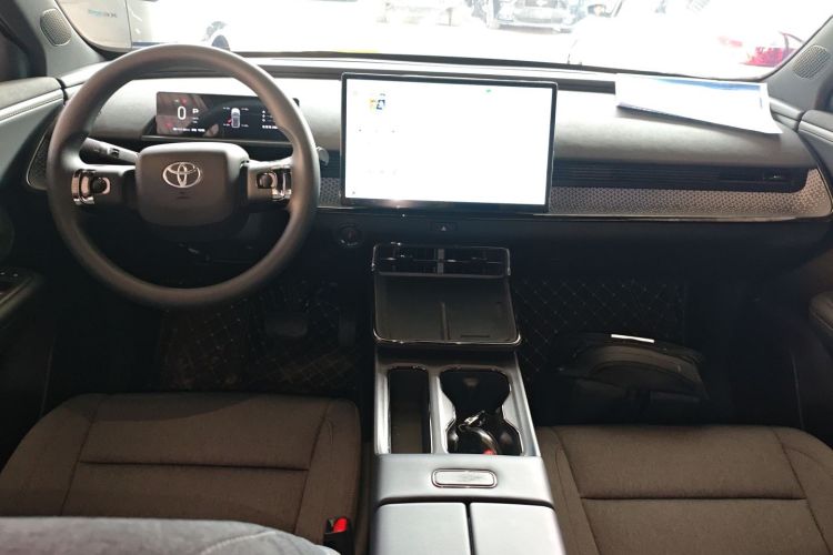 丰田 铂智3X 2025款 430 Air中控内饰7002
