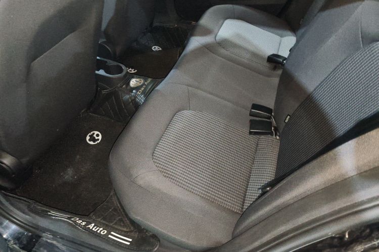 大众 桑塔纳 2021款 1.5L 手动风尚版中控内饰21