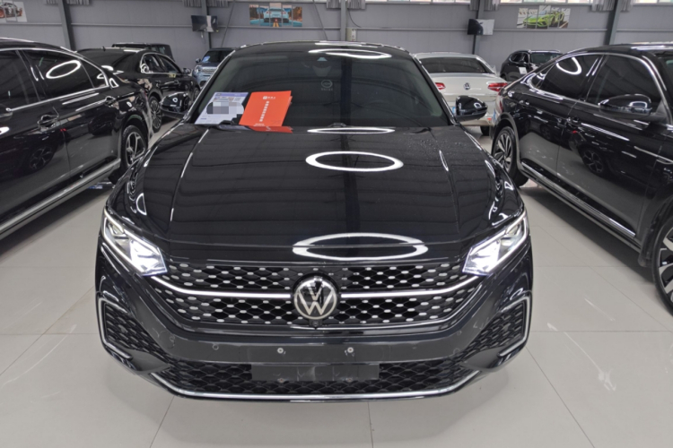 大众 帕萨特 2023款 改款 330TSI 星空豪华版车身外观2