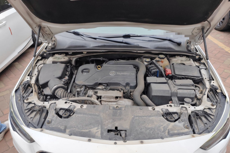 别克 君威 2017款 20T 豪华型局部细节24