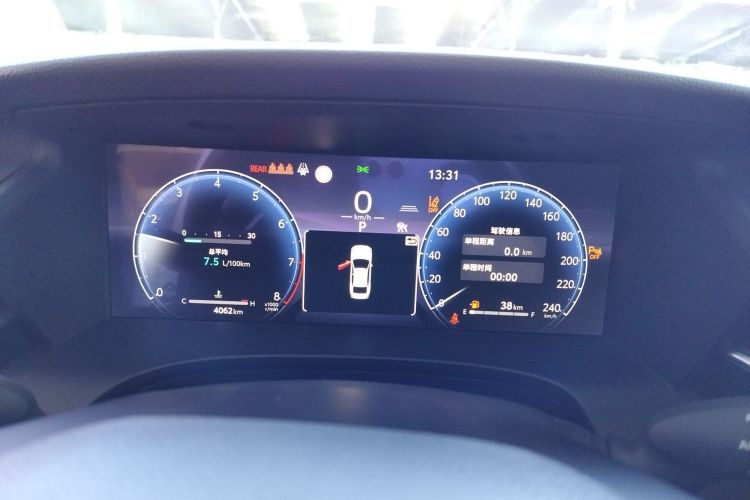 丰田 凯美瑞 2024款 2.0G 尊贵版中控内饰14
