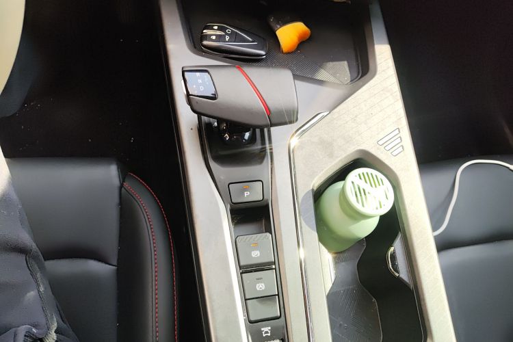 长安欧尚X5 PLUS 2023款 改款 1.5T DCT领航型中控内饰18