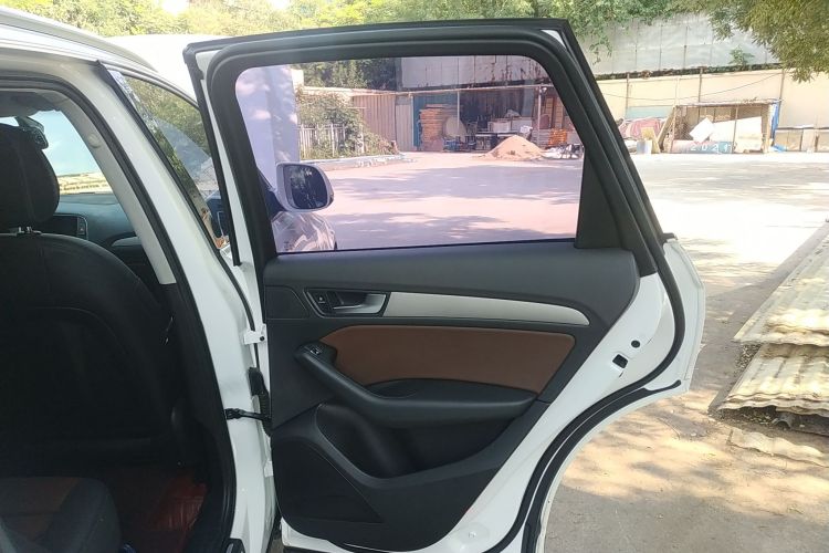 奥迪Q5 2017款 40 TFSI 进取型中控内饰45