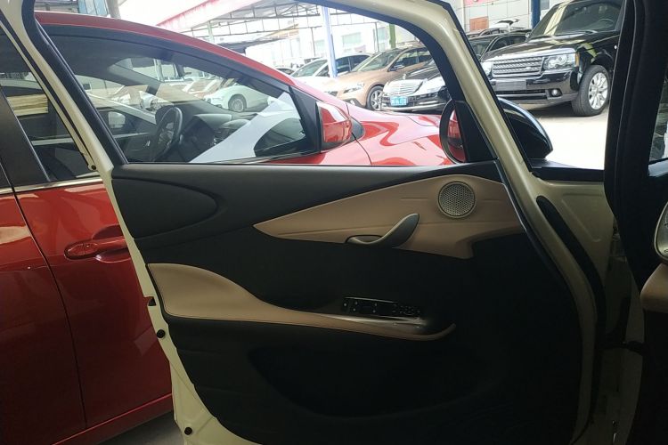 比亚迪 海豚 2023款 420km 时尚版中控内饰47