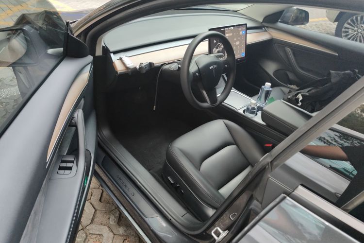 特斯拉 Model 3 2021款 标准续航后驱升级版中控内饰7003