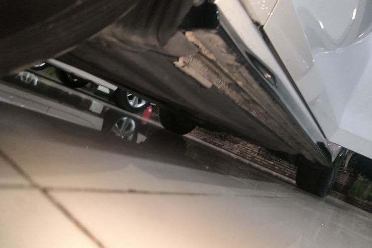 大众 高尔夫 2023款 改款 280TSI DSG R-Line Lite局部细节9002