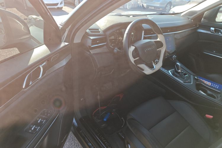 领克01 2021款 2.0TD 两驱型Pro中控内饰20