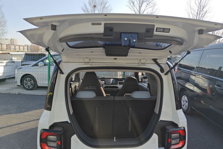 吉利银河 2024款 熊猫mini 200km 耐力熊机舱底盘23