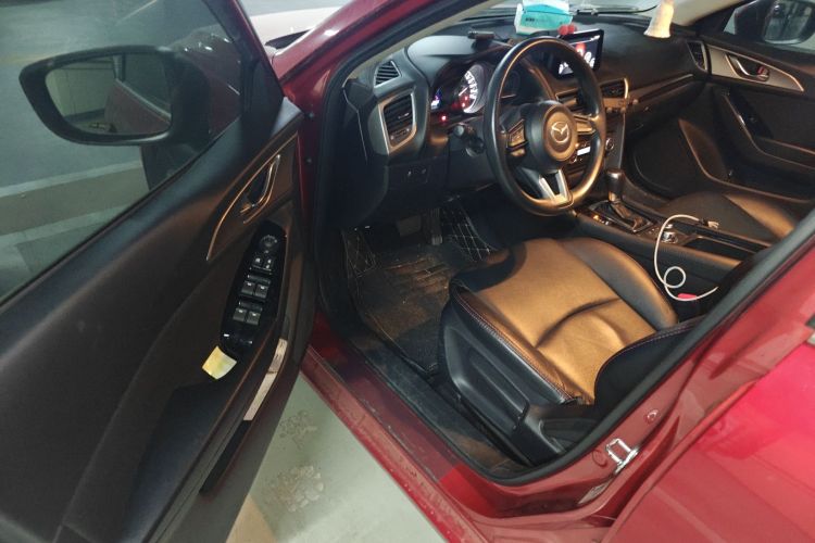 马自达3 昂克赛拉 2017款 三厢 1.5L 自动舒适型 国V中控内饰20