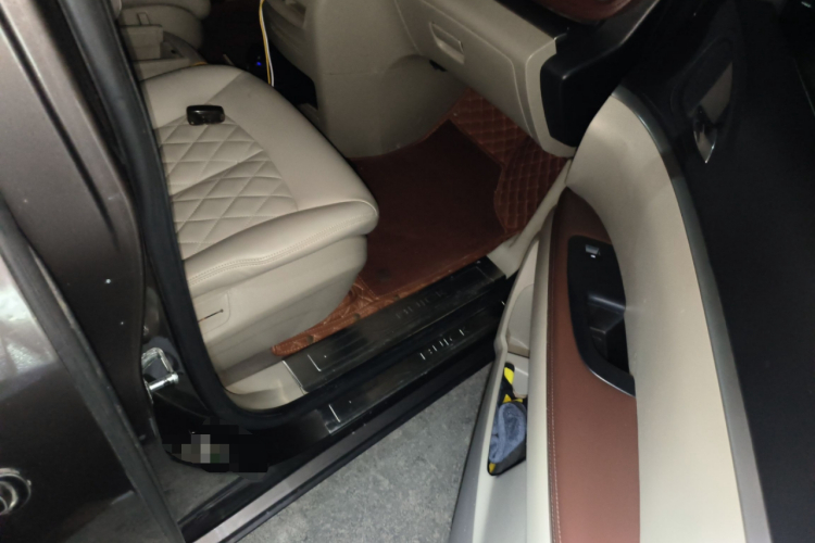 别克GL8 2017款 25S 豪华型 国V局部细节9005