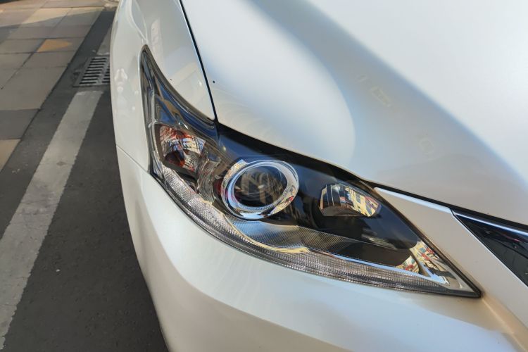 雷克萨斯CT 2017款 CT200h 精英版 单色 国V车身外观8