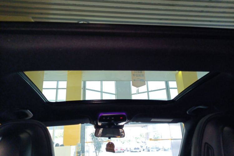 奔驰C级 2023款 改款 C 260 L 运动版局部细节22