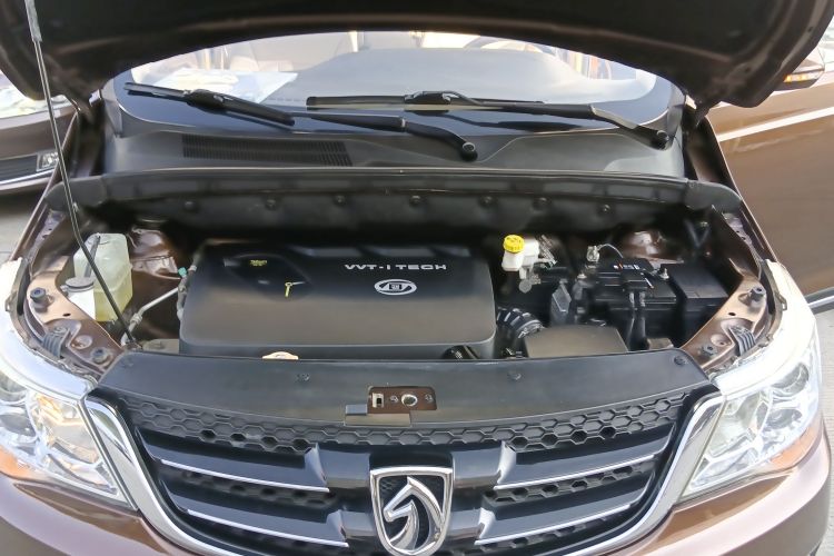 宝骏730 2016款 1.8L iAMT豪华型 7座局部细节24