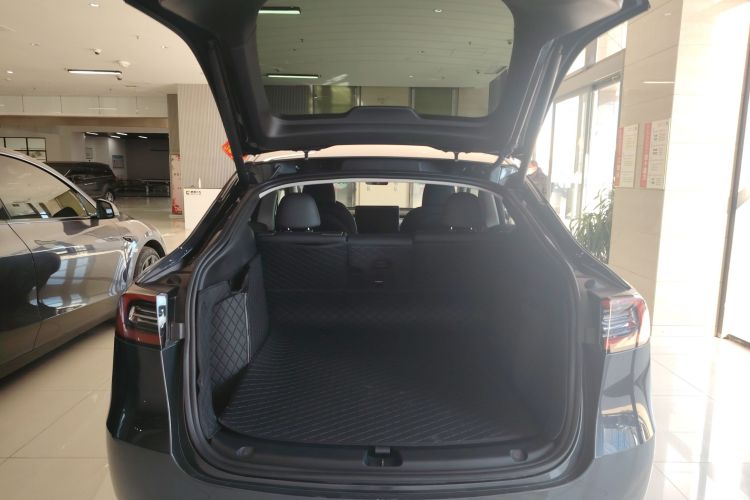 特斯拉 Model Y 2024款 后轮驱动版局部细节23