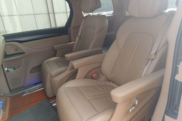 别克GL8 2021款 ES陆尊 653T 豪华型中控内饰7004