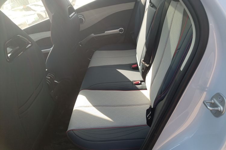 比亚迪 元PLUS 2022款 510KM 旗舰型中控内饰21