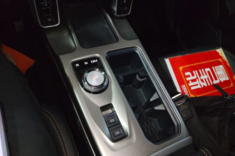 哈弗大狗 2024款 1.5T DCT边牧版中控内饰18