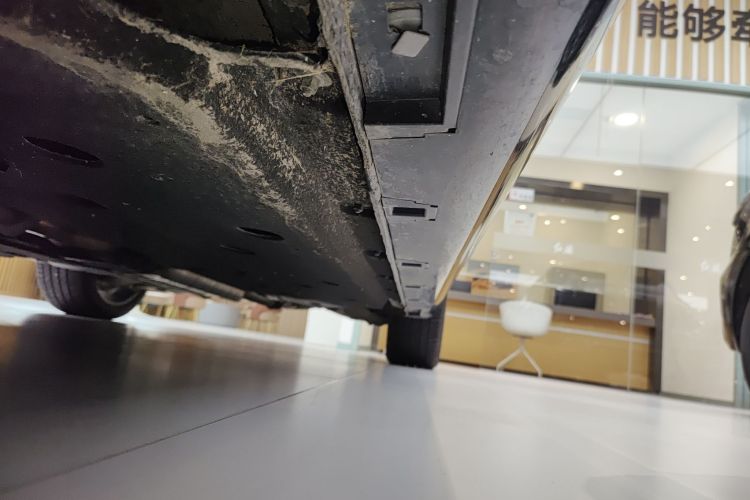 红旗H9 2024款 2.0T 旗享 私享风尚版局部细节9002