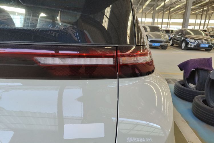 比亚迪 海鸥 2025款 智驾版 305km 自由版车身外观9