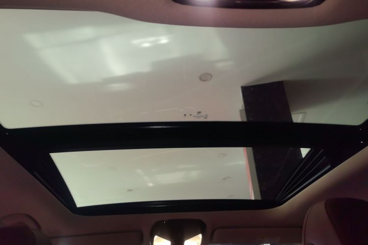 宝马3系 2023款 320Li M运动套装中控内饰22