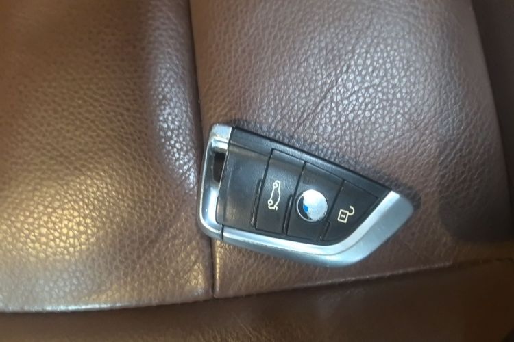 宝马X5(进口) 2014款 xDrive35i 豪华型中控内饰11