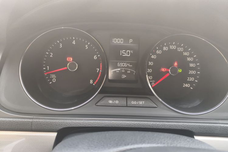 大众 朗逸 2015款 230TSI DSG舒适版中控内饰15