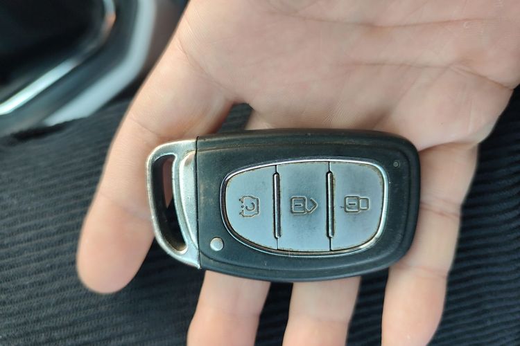 北汽昌河M70 2017款 1.5L 手动航空舱中控内饰11