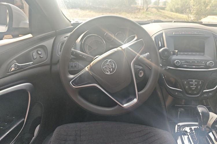 别克 君威 2015款 1.6T 领先技术型局部细节13