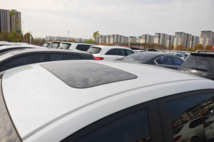 吉利汽车 帝豪 2022款 第4代 1.5L CVT旗舰型局部细节57