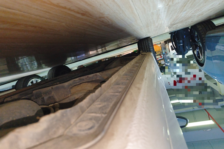 丰田 卡罗拉 2017款 改款 1.2T 手动GL局部细节9002