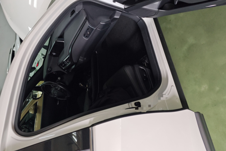 雷克萨斯UX新能源 2020款 300e 纯·悦版局部细节9005