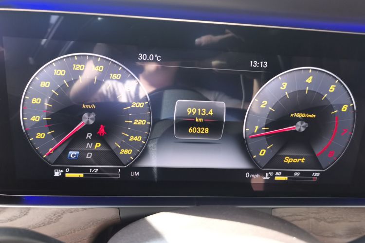 奔驰E级 2019款 改款 E 300 L 时尚型局部细节14