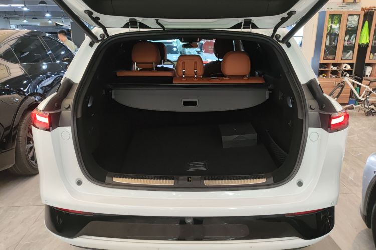 小鹏G9 2022款 702 Pro机舱底盘23